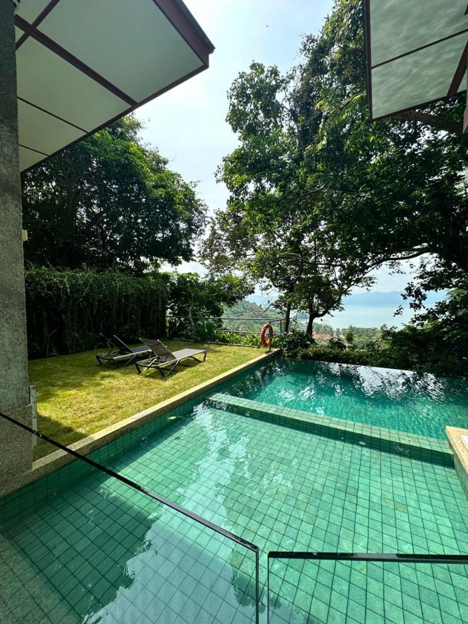 Ambong Pool Villas - Private Pool Pantai Cenang  Exterior photo